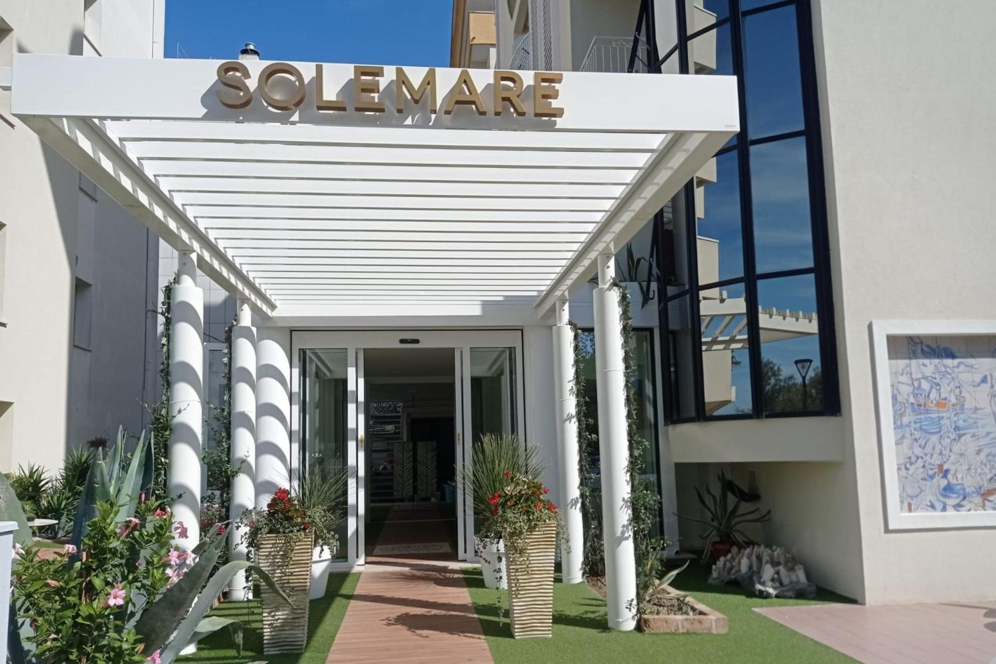 Solemare Hotel E Residence ميسانو ادرياتيكو المظهر الخارجي الصورة