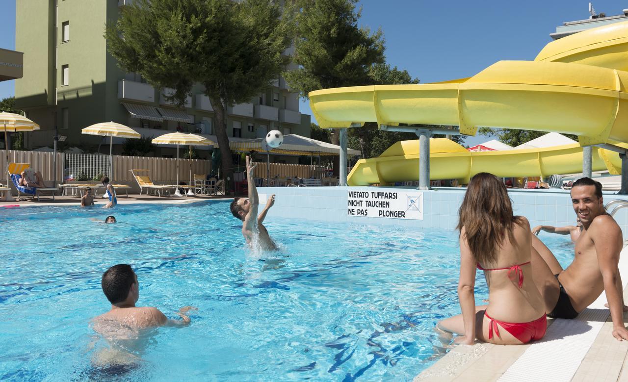 Solemare Hotel E Residence ميسانو ادرياتيكو المظهر الخارجي الصورة