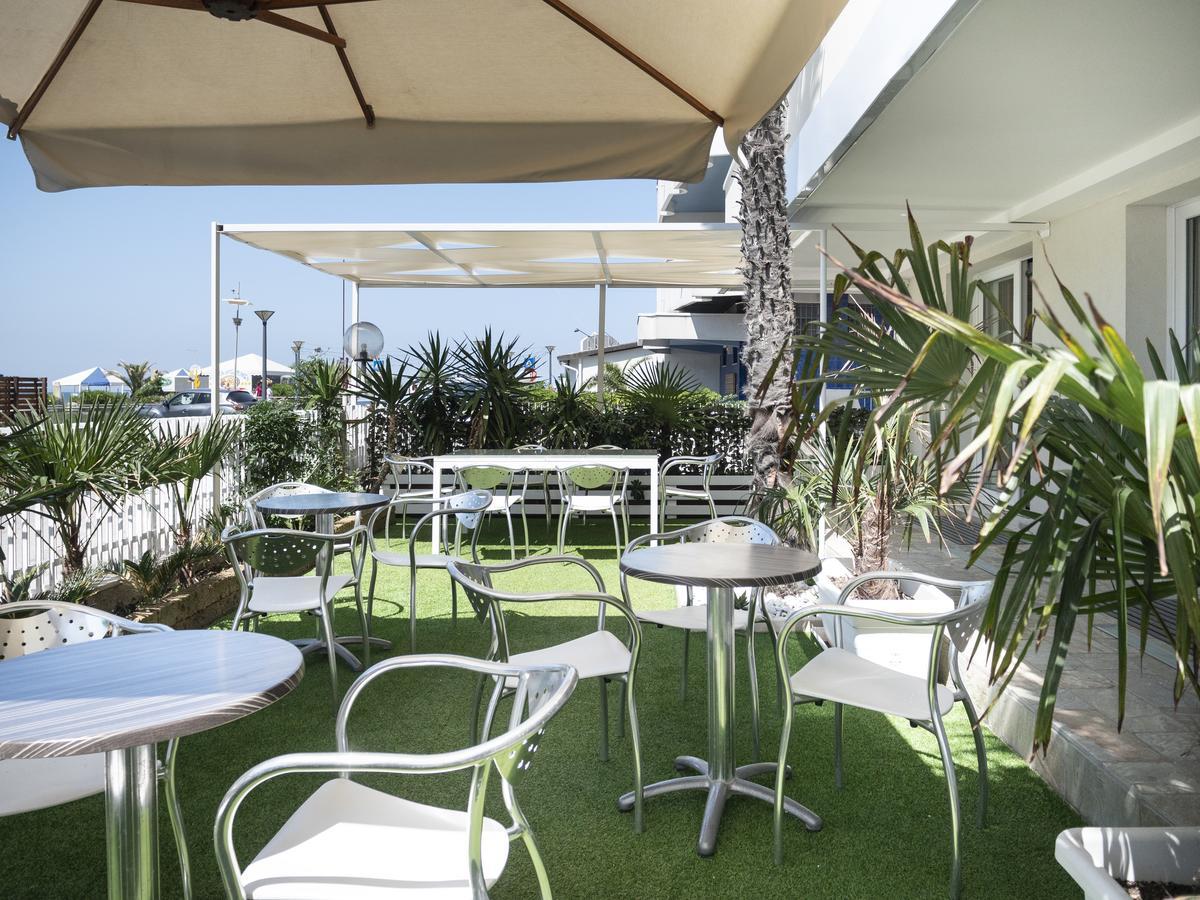 Solemare Hotel E Residence ميسانو ادرياتيكو المظهر الخارجي الصورة